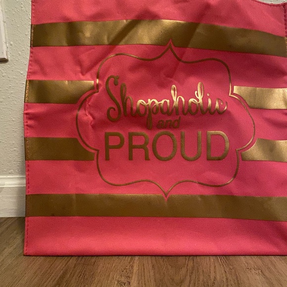 Tote - Picture 2 of 2